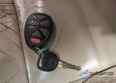 2007 Chevrolet Suburban 1500 Lt из США, поврежденный, VIN 3GNFK16357G108817